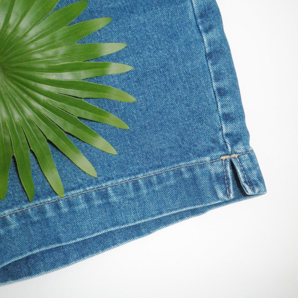 Vintage 90's HIGH RISE High Sierra Denim Shorts 6 - Picture 3 of 4